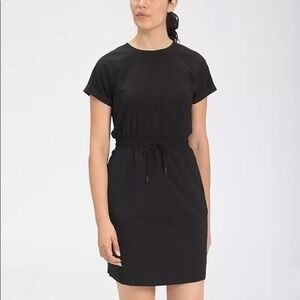 The North Face Never Stop Wearing Short Sleeve Drawstring Dress TNF Black XS NWT
